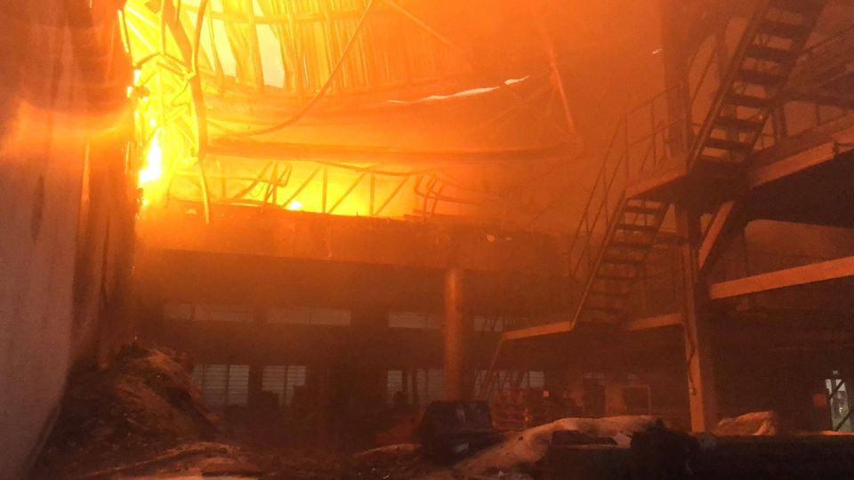 Raging fire tears through Tuas warehouse, causing walls to collapse