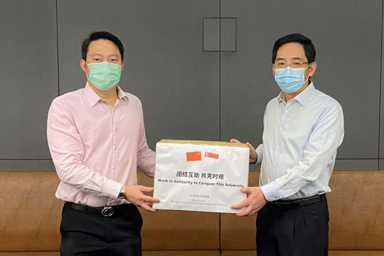 Coronavirus: China donates 600,000 masks to Singapore