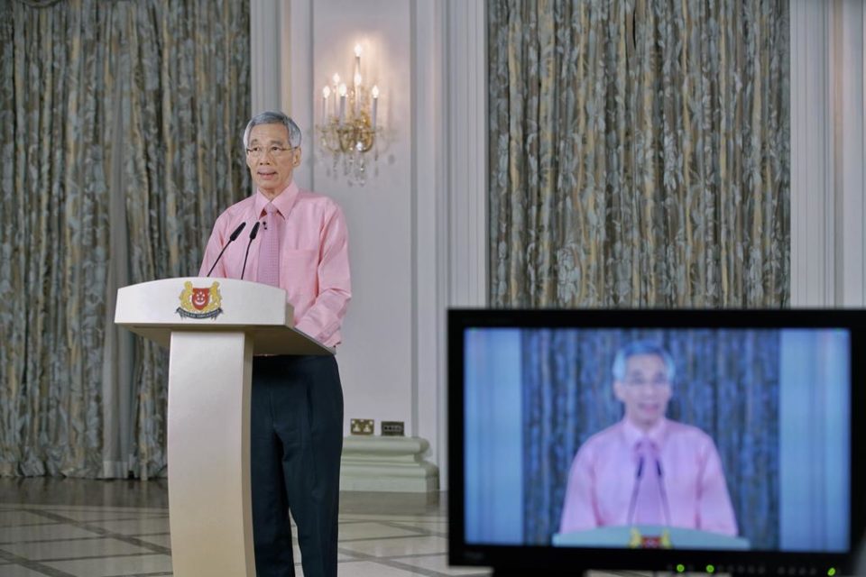 Prime Minister Lee Hsien Loong has congratulated the Selamat Hari Raya Aidilfitri exchange in Malay.