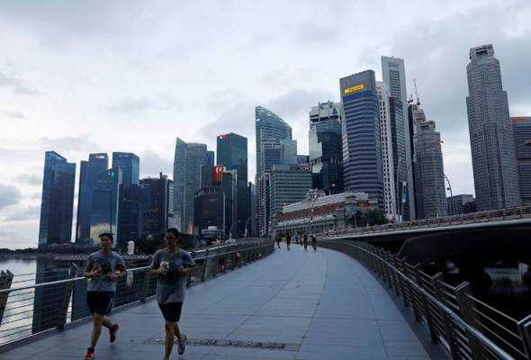Singapore eases Covid restrictions