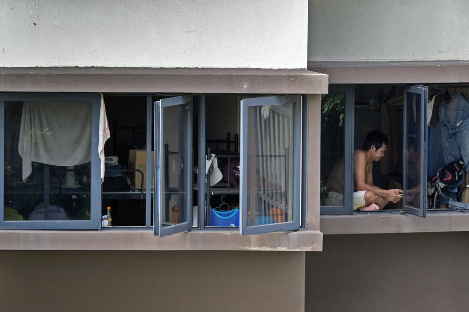 Singapore dormitory community covid-19