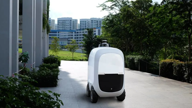 Singapore Robot delivery