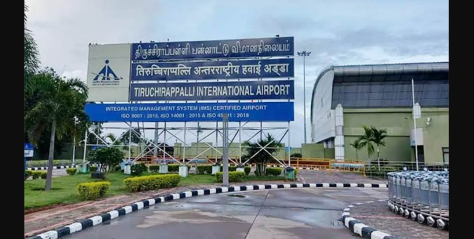 trichy-airport-singapore gold