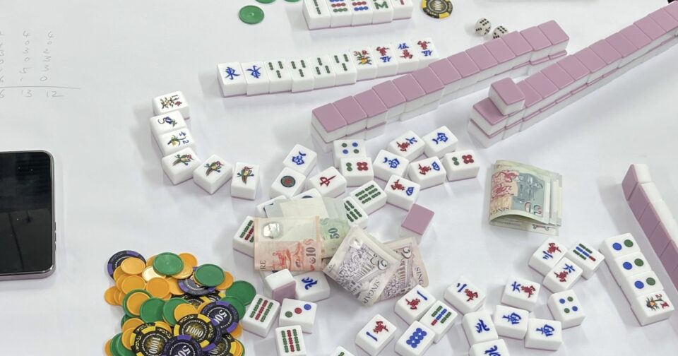 illegal gambling gambas crescent